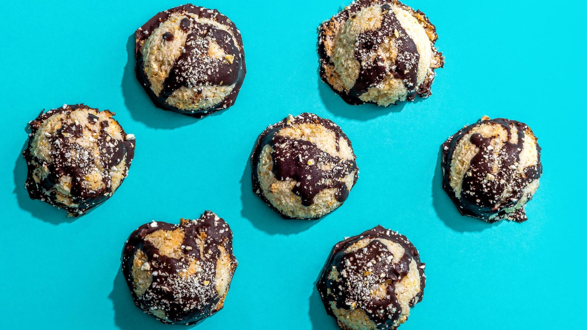 Piña Coconut Macaroons